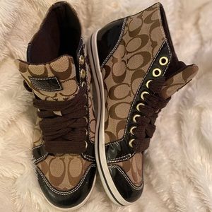 Coach hi-top sneakers size 7